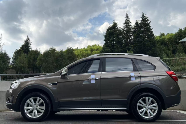 Chevrolet Captiva 2017 #6 Chevrolet Captiva 2017 car image #6