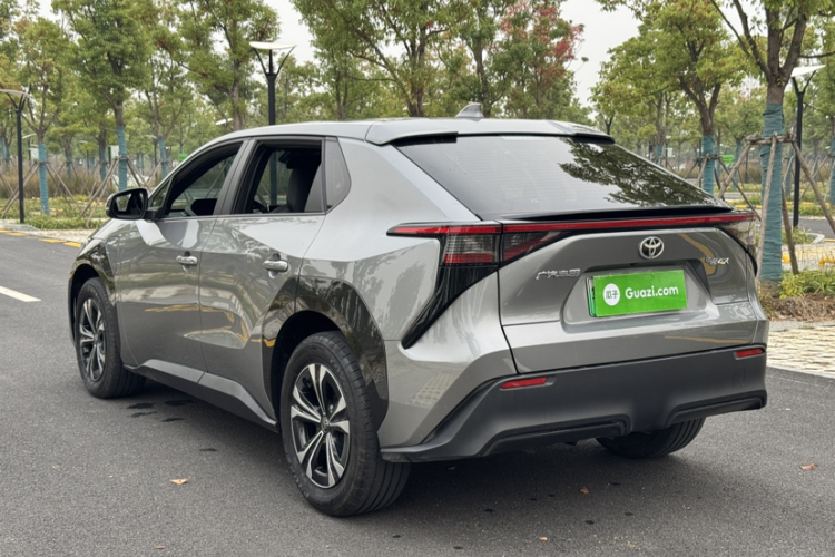 Toyota Bozhi 4X 2024 #6 Toyota Bozhi 4X 2024 car image #6