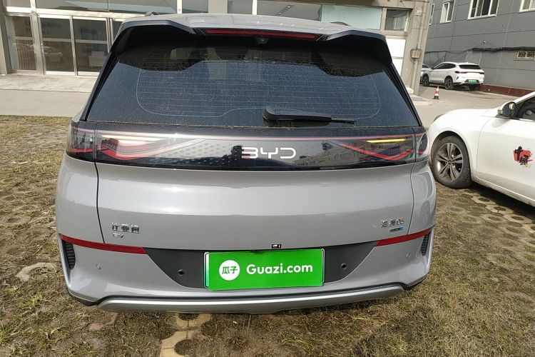 BYD Sea Lion 05 EV 2025 car image #6