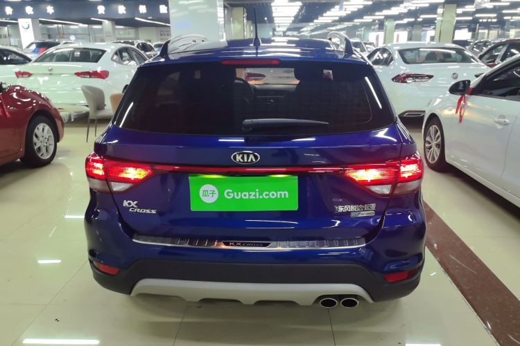 Kia Rio Cross 2018 car image #6