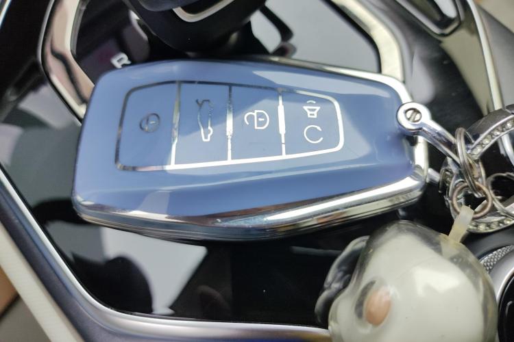 GEELY ICON 2024 صورة سيارة #6