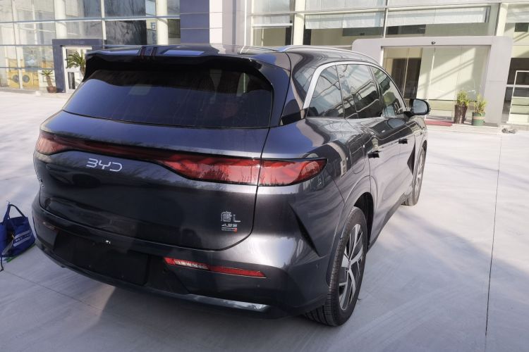 BYD Tang L 2025 #6 BYD Tang L 2025 car image #6