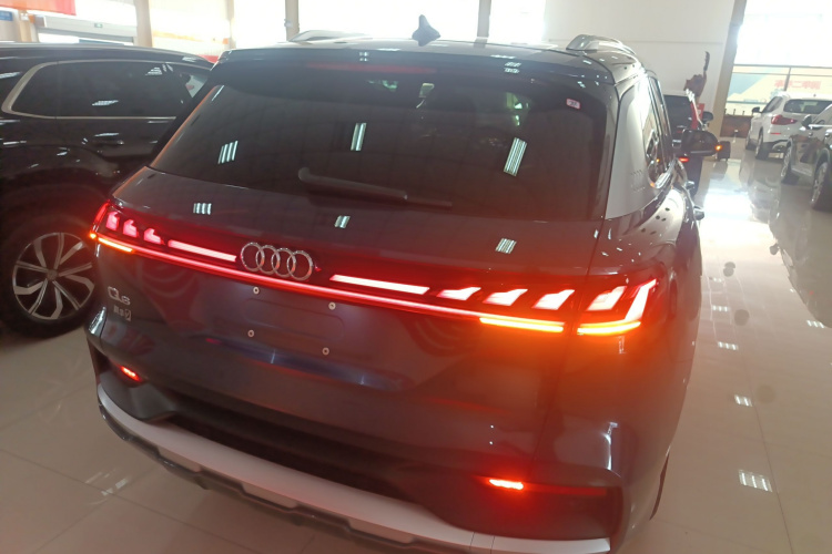 Audi Q6 2024 изображение автомобиля #6