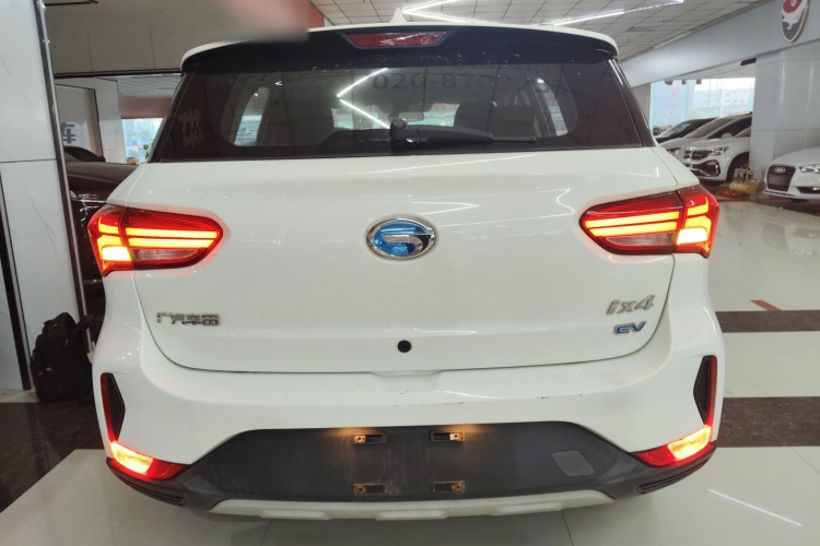 GAC ix4 2018 #6 GAC ix4 2018 car image #6