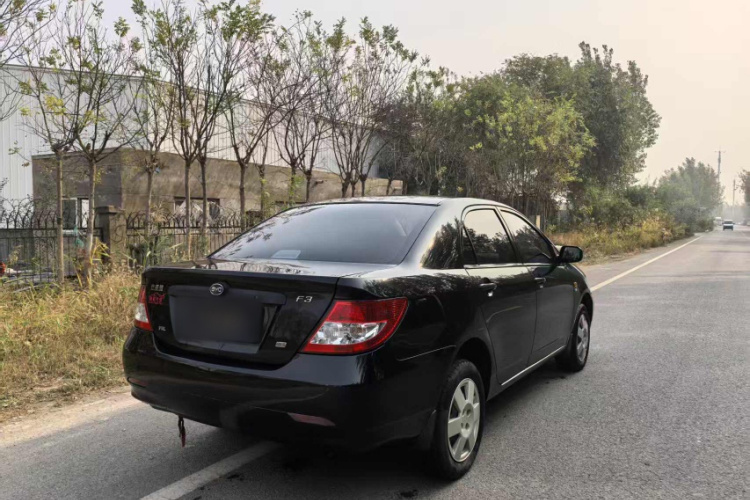 BYD F3R 2018 #6 BYD F3R 2018 car image #6