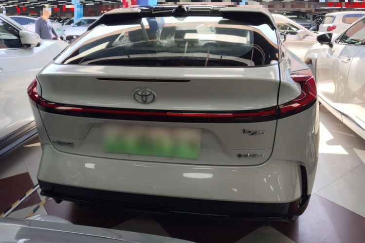 Toyota bZ5 2025 #6 Toyota bZ5 2025 car image #6