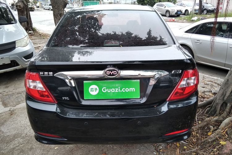 BYD F3 2017 car image #6