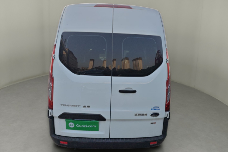 Ford Transit 2021 car image #6