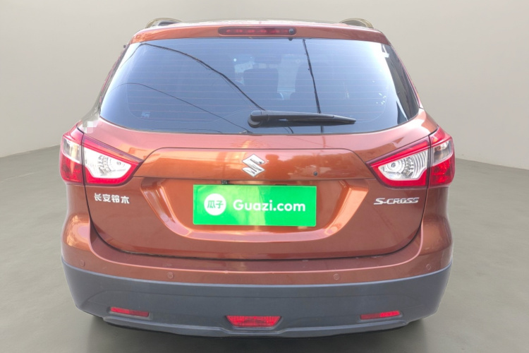 Suzuki SX4 S-CROSS 2018 imagem de carro #6