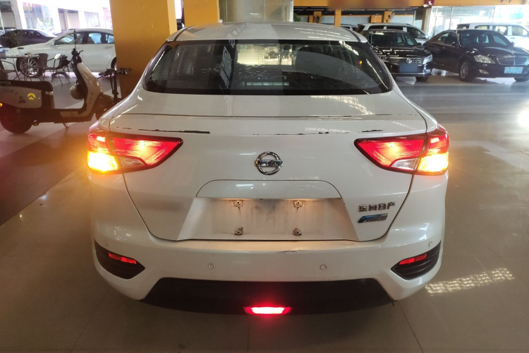 日产 蓝鸟经典 2018 汽车图片 #6