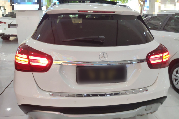 Mercedes-Benz GLA Class (Imported) 2017 car image #6