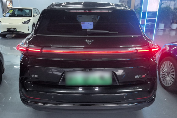 哪吒汽车 哪吒X 2023 #6 哪吒汽车 哪吒X 2023 汽车图片 #6