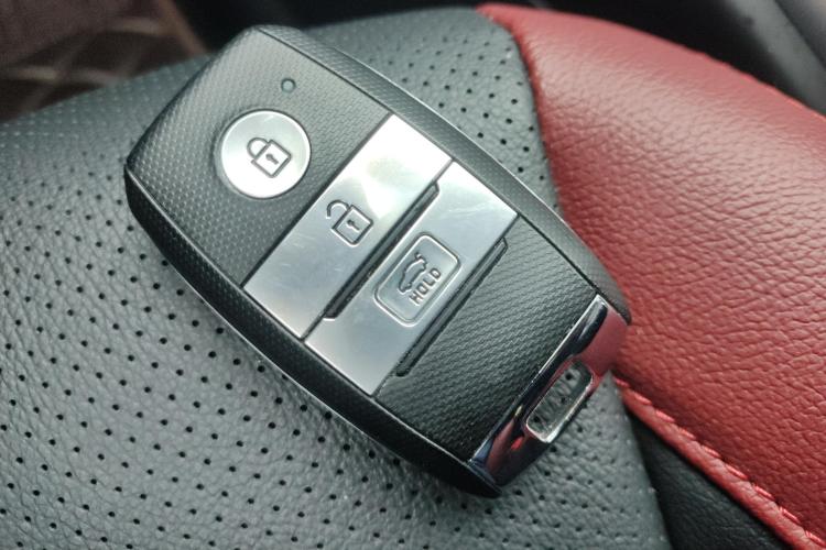 Kia Rio Cross 2019 صورة سيارة #6