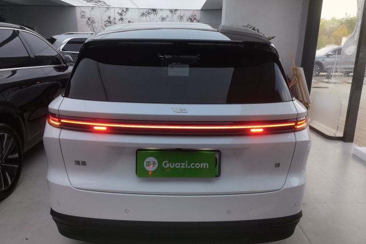 Li i8 2025 изображение автомобиля #6