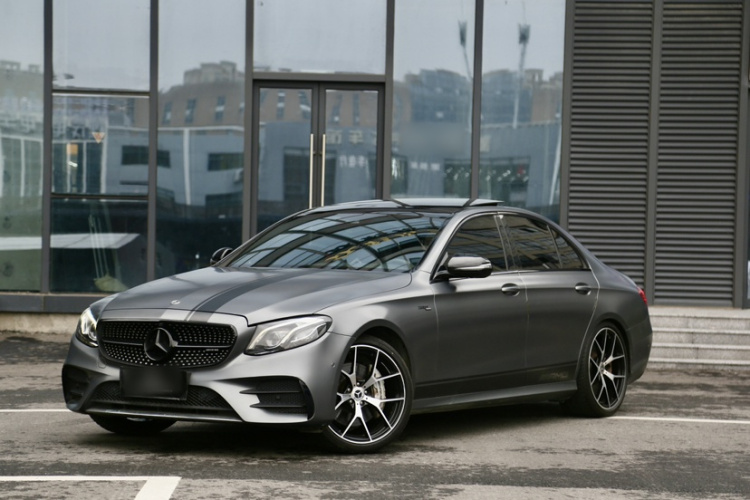 Mercedes-Benz E AMG 2018 immagine di auto #6