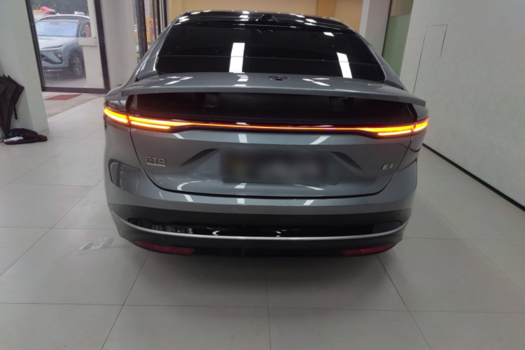 蔚来 蔚来ET9 2025 汽车图片 #6