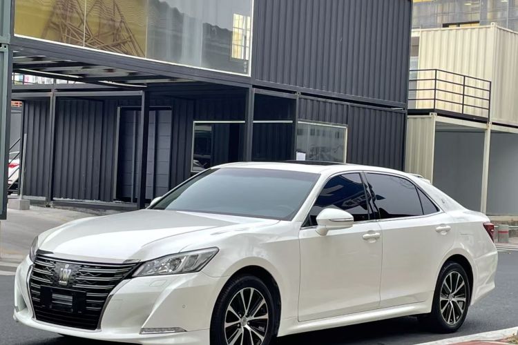 丰田 皇冠 2018 #6 丰田 皇冠 2018 汽车图片 #6