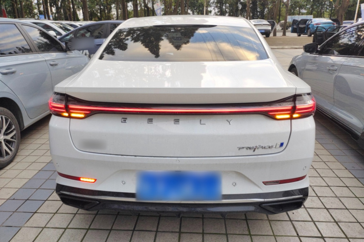 GEELY PrefaceL 2024 #6 GEELY PrefaceL 2024 car image #6