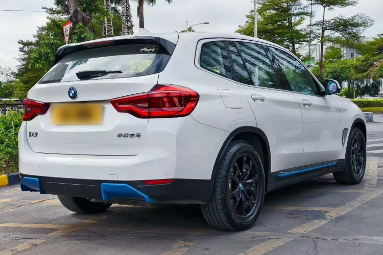 BMW iX3 2021 car image #6