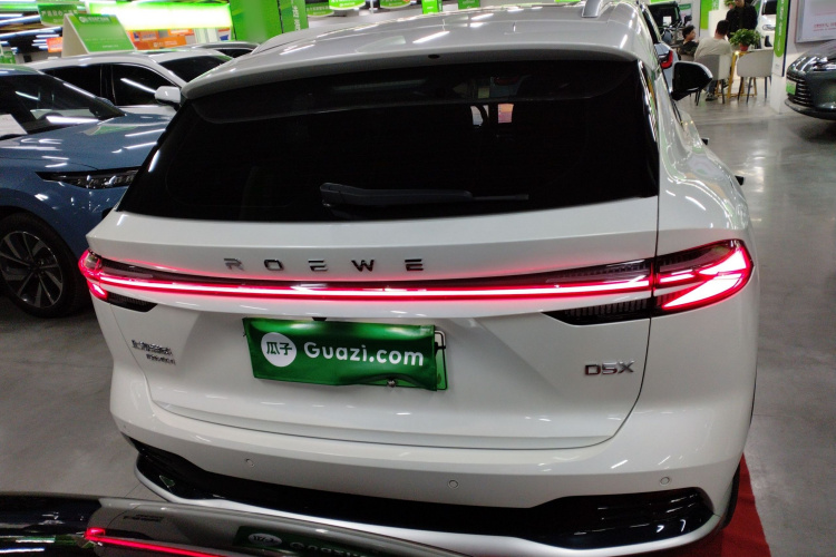 Roewe D5X DMH 2024 image de voiture #6