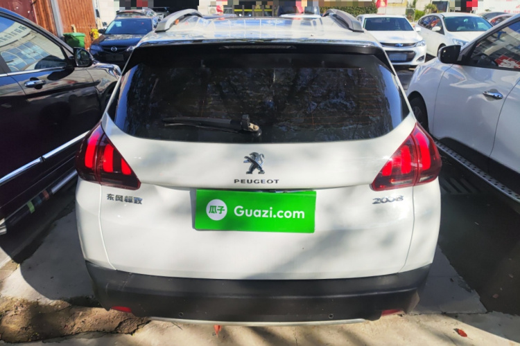 Peugeot 2008 2018 image de voiture #6