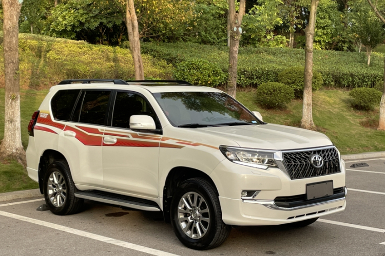 Toyota Land Cruiser Prado 2020 #6 Toyota Land Cruiser Prado 2020 car image #6