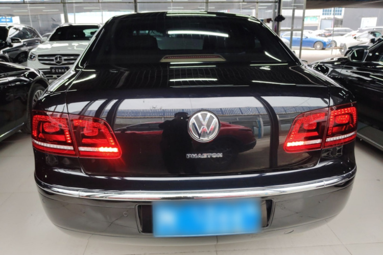 Volkswagen Pheaton 2016 imagen de coche #6