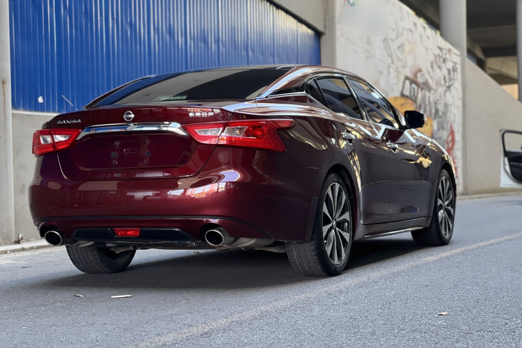 Nissan Maxima 2016 immagine di auto #6