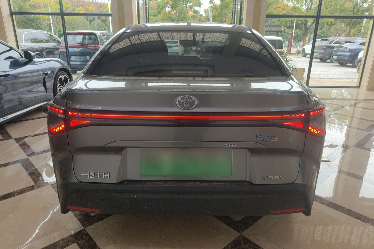 Toyota bZ3 2023 #6 Toyota bZ3 2023 immagine di auto #6