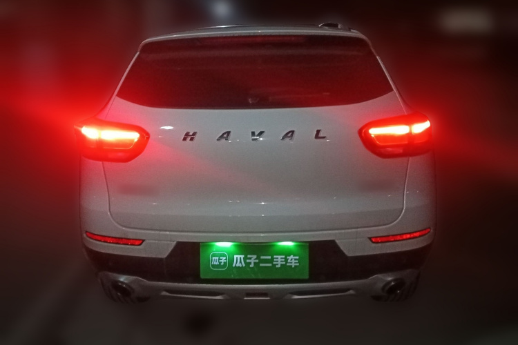 Haval H2s 2018 #6 Haval H2s 2018 car image #6