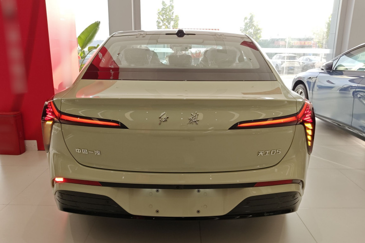 HongQi TianGong 05 2025 #6 HongQi TianGong 05 2025 car image #6