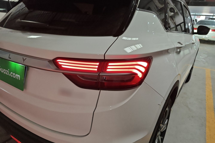 GEELY Coolray 2021 car image #6