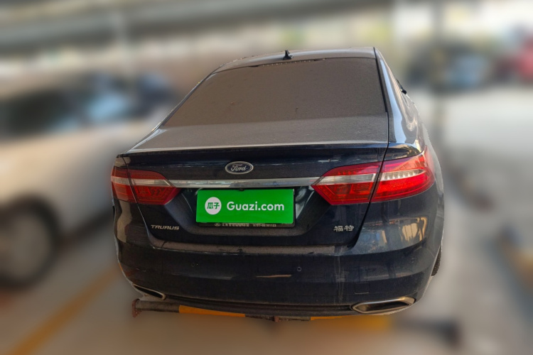 Ford Taurus 2016 car image #6