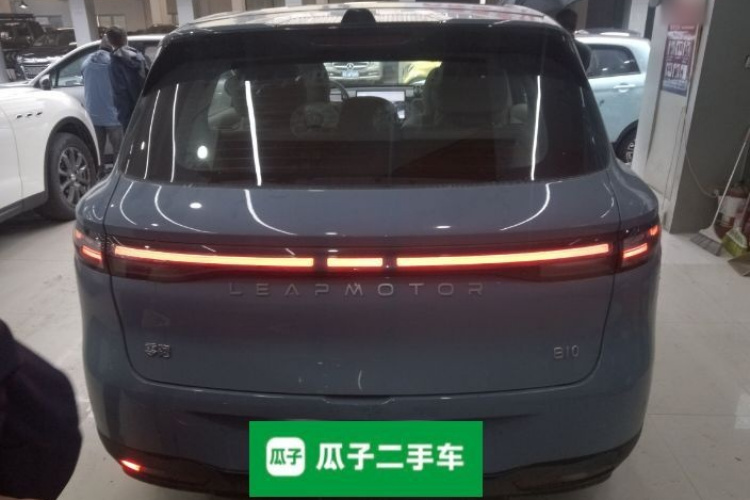 零跑汽车 零跑B10 2025 汽车图片 #6