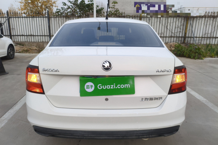 Skoda Rapid 2018 #6 Skoda Rapid 2018 car image #6