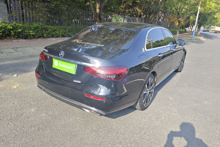 Mercedes-Benz E Class New Energy 2022 car image #6