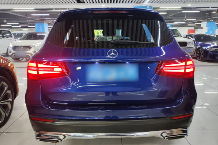 Mercedes-Benz GLC Class 2016 car image #6