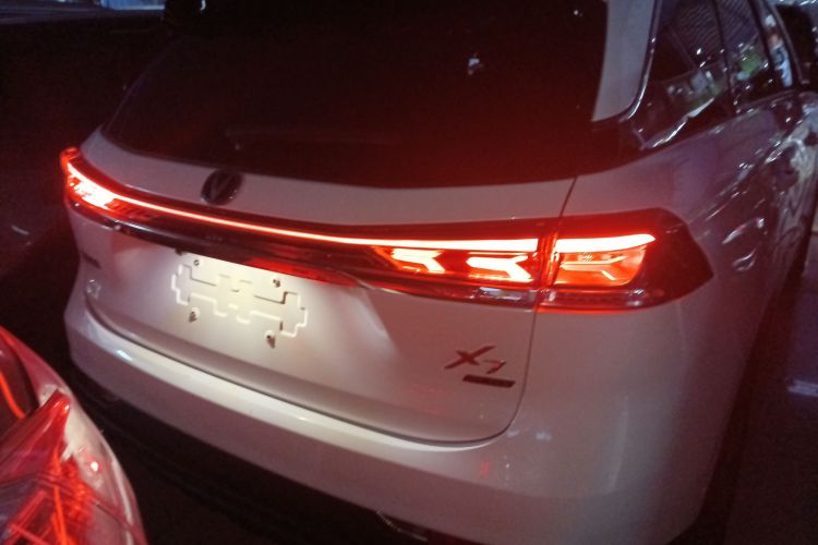 Changan X7 PLUS 2024 car image #6