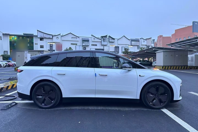 理想汽车 理想i6 汽车图片 #6