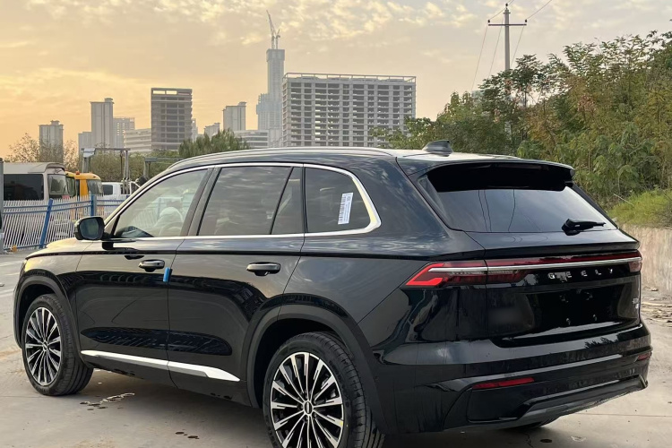 GEELY Monjaro MHEV 2025 #6 GEELY Monjaro MHEV 2025 car image #6