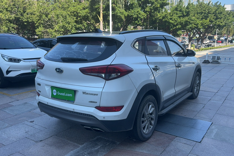 Hyundai Tucson (Imported) 2016 #6 Hyundai Tucson (Imported) 2016 car image #6