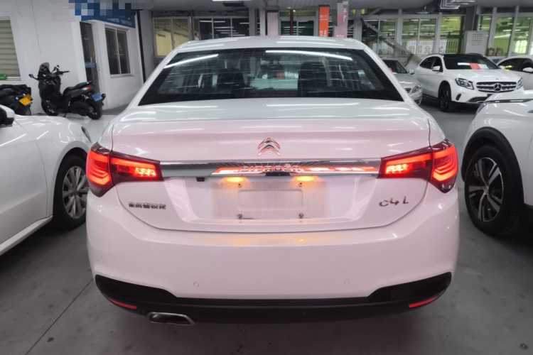 Citroen C4L 2016 image de voiture #6
