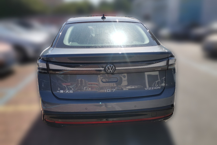 Volkswagen ID.7 Vizzion 2024 immagine di auto #6