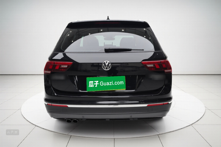 Volkswagen Tiguan L 2018 immagine di auto #6