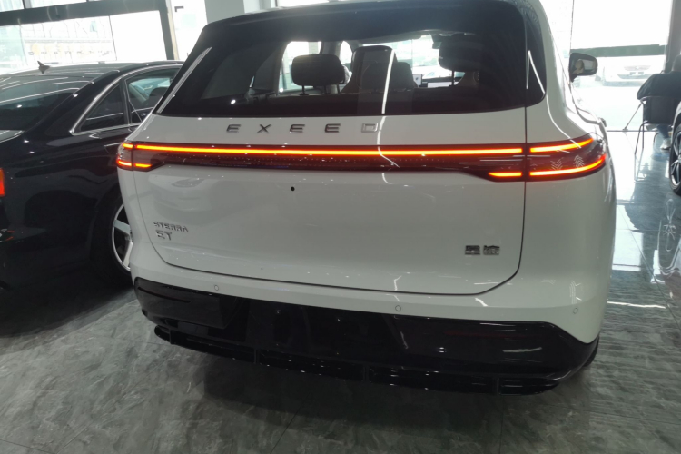 Exceed Stellar Era ET 2025 car image #6