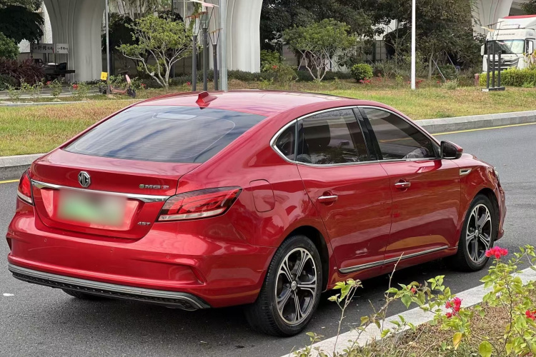 MG 6 New Energy 2018 car image #6