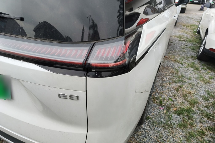 GAC Trumpchi E8 New Energy 2024 car image #6