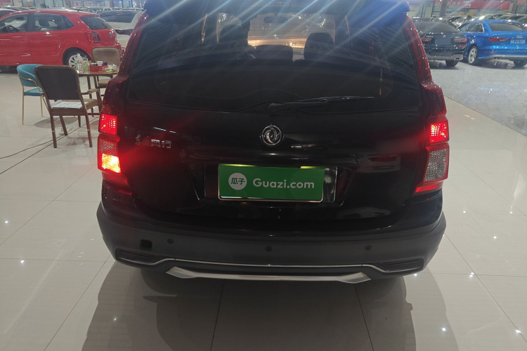 Forthing JOYEAR X3 2018 #6 Forthing JOYEAR X3 2018 immagine di auto #6