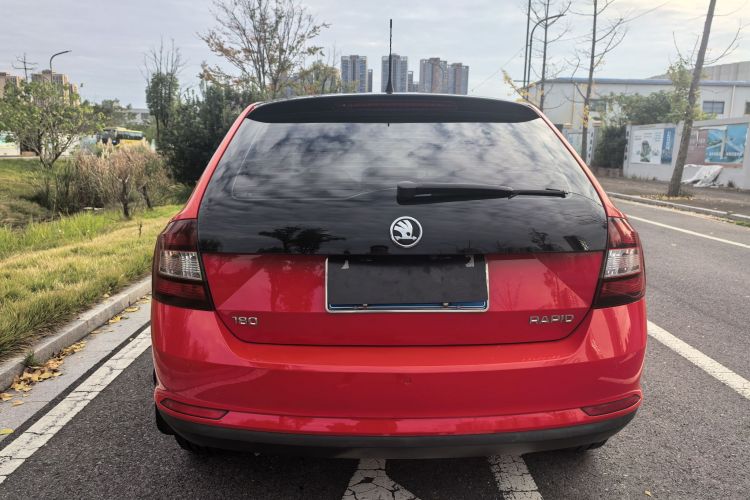 Skoda Rapid Spaceback 2016 immagine di auto #6