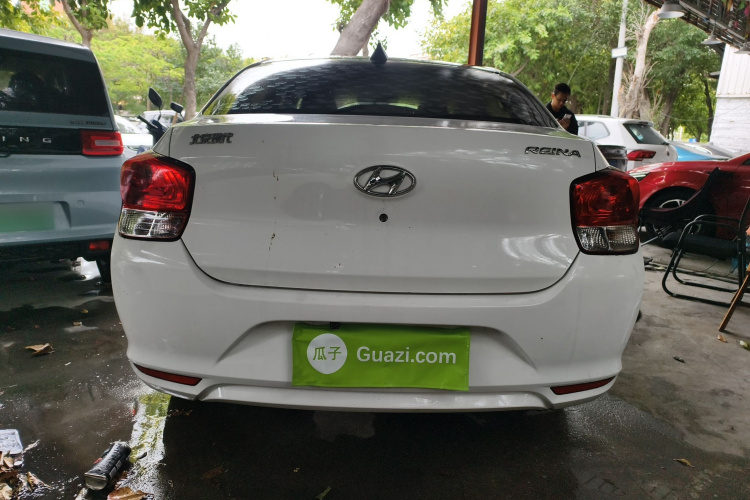 Hyundai Reina 2018 car image #6